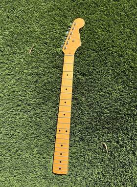 Allparts Fender 58787 Licensed Strat Stratocaster Guitar Neck Aged Gloss With Tuners 21