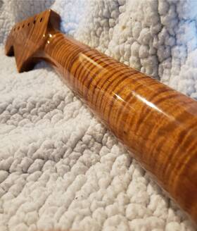 5ajm-p-look Dillion 5ajm-p Beautiful Usa Roasted Flame Maple Neck.for St/j-master Or Te Body..#