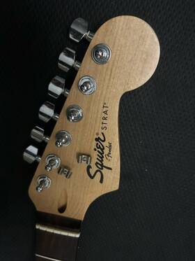 040802936 Fender Squier Se Stratocaster Guitar Neck Rosewood Fretboard With Tuners