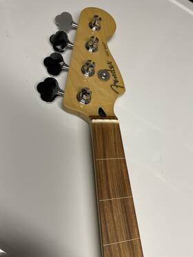 099-9933-921 Fender Fretless Jazz Bass With Machines