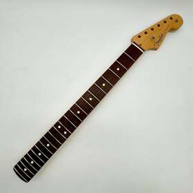 23120 Fender American Professional Stratocaster Rosewood Neck Mint