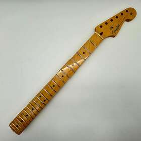 24001 Fender American Professional Stratocaster Maple Neck