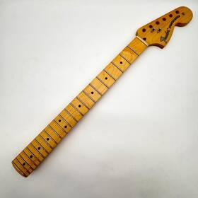 24104 Fender Usa Stratocaster Maple Neck Mint