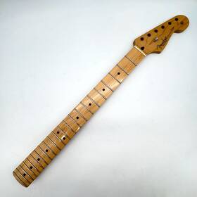 24117 Fender American Professional Stratocaster Maple Neck Mint