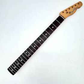 25022 Fender Chrissie Hynde Road Worn Telecaster Rosewood Neck Nitro