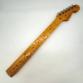 25054 Fender American Pro Stratocaster Maple Neck