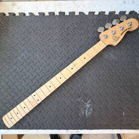 25070 Fender American Precision Bass Neck Maple Light