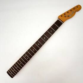 25072 Fender Chrissie Hynde Telecaster Rosewood Neck Nitro Road Worn