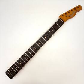 25076 Fender Chrissie Hynde Telecaster Rosewood Neck Nitro Road Worn