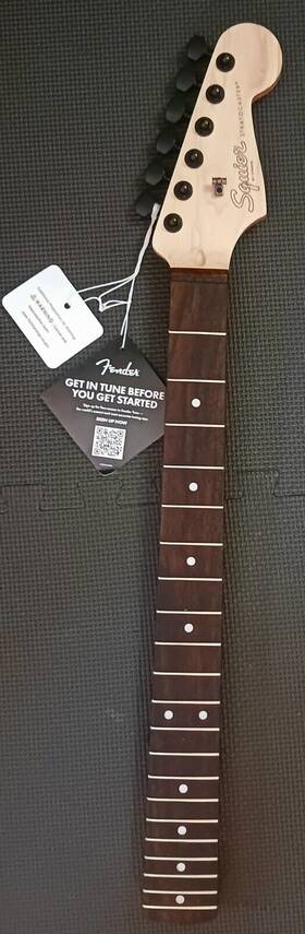 Crng24019408 Fender Squier Strat Deluxe Neck Black Locking Tuners Nut Roller Tree