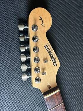 Fender Cws1113090 Squier Starcaster Guitar Neck Rosewood Fretboard With Tuners/plate/bolts