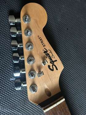 Cxs031107311 Fender Squier Stratocaster Se Guitar Neck Rosewood Fret Board With Tuners
