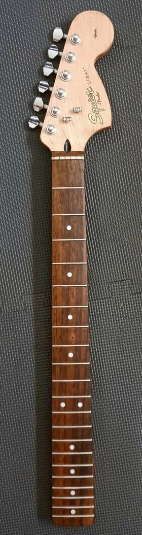 Ics14234405 Fender 2014 Squier Strat Lrg Headstock Rosewood Neck Indonesia Stunning