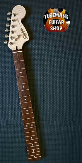 Ics19344651 Fender Squier Strat Lrg Headstock Neck Absolutely Stunning