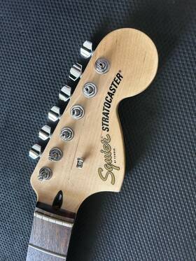 Icse23001744 Fender Squier Affinity Stratocaster Guitar Neck Rosewood With Tuners/plate/bolts