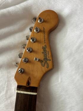 Issf21002451 Fender 2021 Classic Vibe 60s Guitar Neck With Tuners/plate/bolts