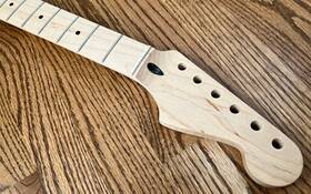 Mm2902cr-m Fender Mighty Mite Licensed Maple Strat Neck Compound Radius