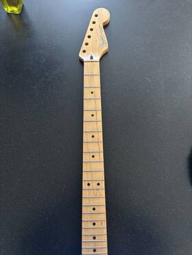 Fender Mn3122364 Stratocaster Maple Neck Made In Mexico Natural Electric Guitar