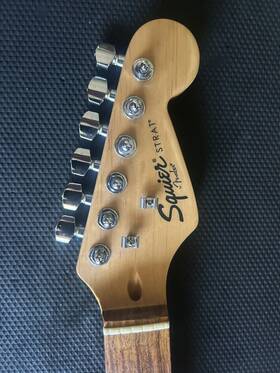 Cae-0041221111 Fender Squier Stratocaster Guitar Neck Rosewood Fretboard With Tuners