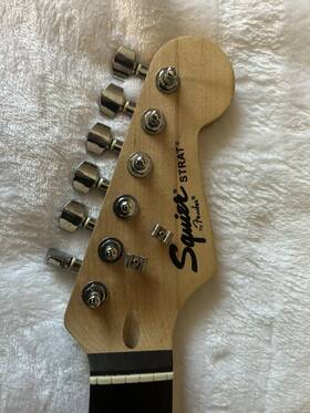 Cxs051209818 Fender Squier Stratocaster Se Guitar Neck Rosewood Fretboard With Tuners