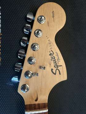 Cy03069331 Fender Squier Affinity Stratocaster Guitar Neck Rosewood Fretboard With Tuners