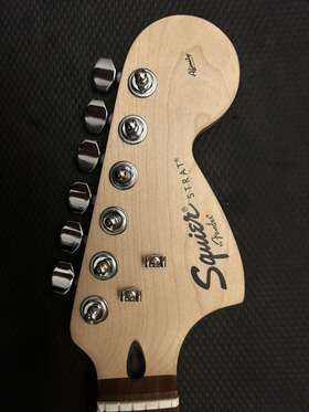 Ic040127568 Fender Squier Affinity Stratocaster Guitar Neck Rosewood Fretboard With Tuners