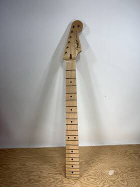 Fender Z7035956 Stratocaster Guitar Neck Maple Usa Serial Project Part For Build