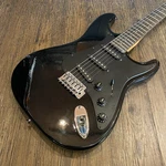 Samick Electric Guitar Black Rosewood Fretboard 22F Maple Neck Ss Pickup. Fixed Price $544.04.